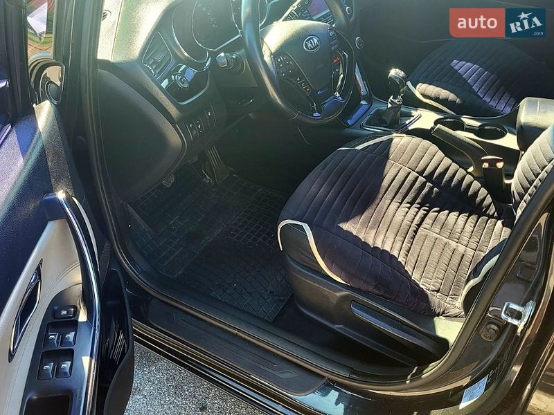 Хэтчбек Kia Ceed 2014 в Киеве