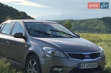 Kia Ceed  2009