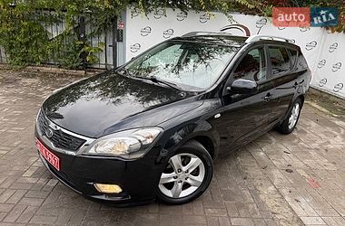 Kia Ceed  2010