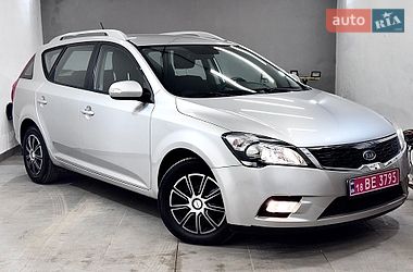 Универсал Kia Ceed 2010 в Стрые