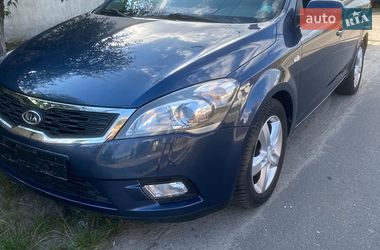 Kia Ceed  2011