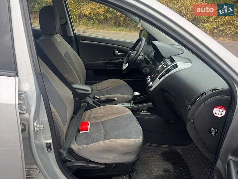 Універсал Kia Ceed 2010 в Рівному
