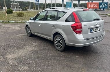 Kia Ceed 2010