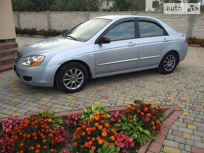Kia Cerato 2007 года