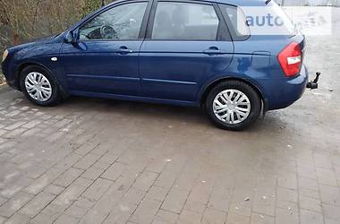 Kia Cerato  2004