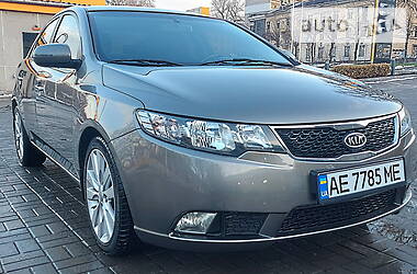 Kia Cerato  2011