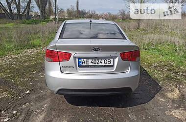 Kia Cerato  2009