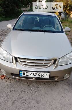 Kia Cerato  2006