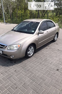 Kia Cerato  2006