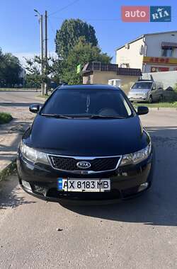 Kia Cerato  2012