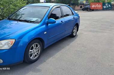 Kia Cerato  2005