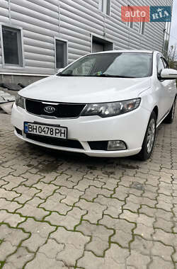 Kia Cerato  2011