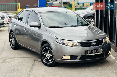 Kia Cerato  2011
