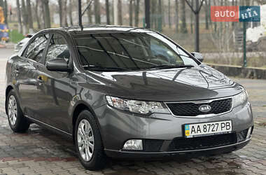 Kia Cerato  2012