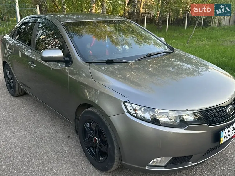 Kia Cerato 2011