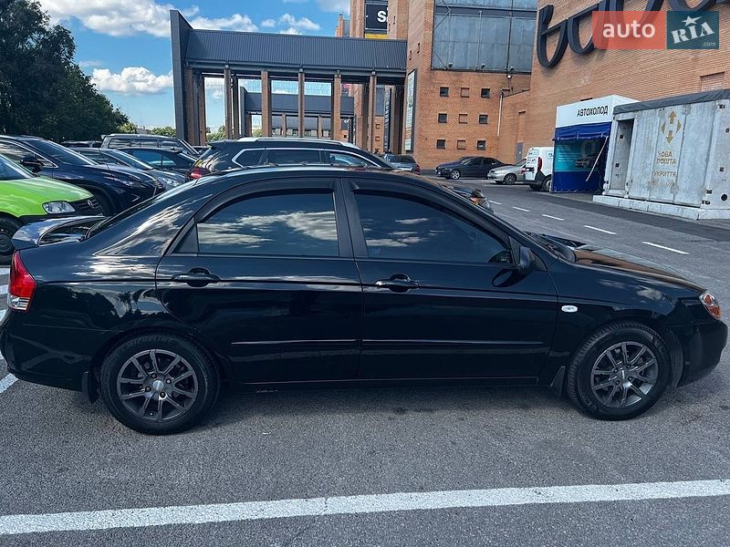 Седан Kia Cerato 2008 в Дніпрі