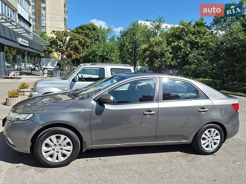 Kia Cerato 2010