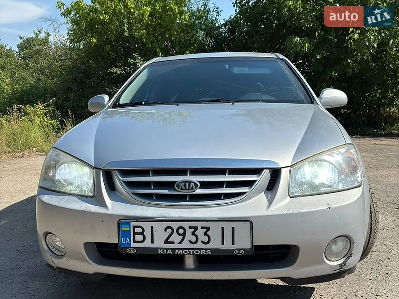 Kia Cerato 2005
