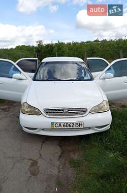 Kia Clarus  1998