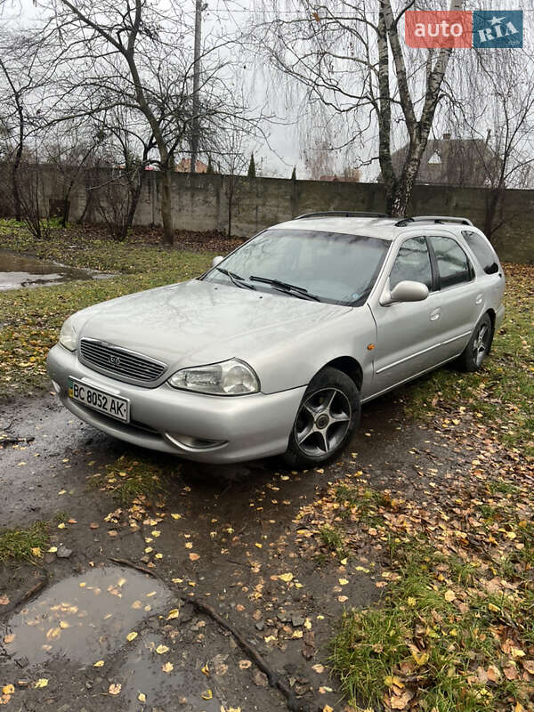 Универсал Kia Clarus