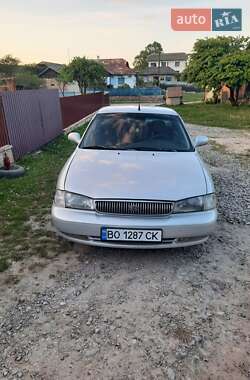 Kia Clarus  1998