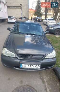 Kia Clarus  1998