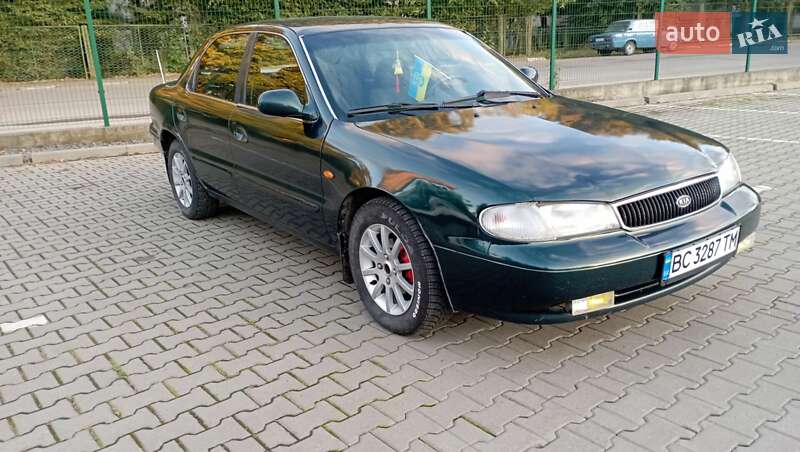 Kia Clarus