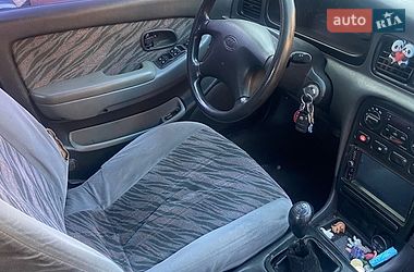 Седан Kia Clarus 1998 в Богодухіву