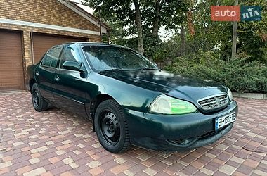 Kia Clarus  1998