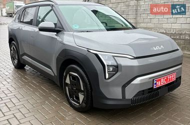 Kia EV3  2025