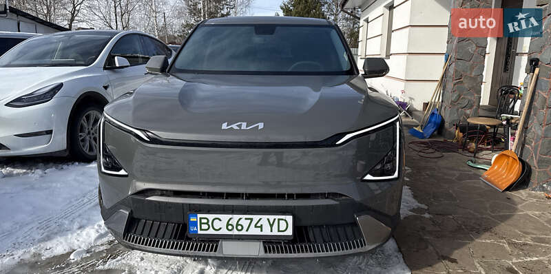 Легковые Kia EV5