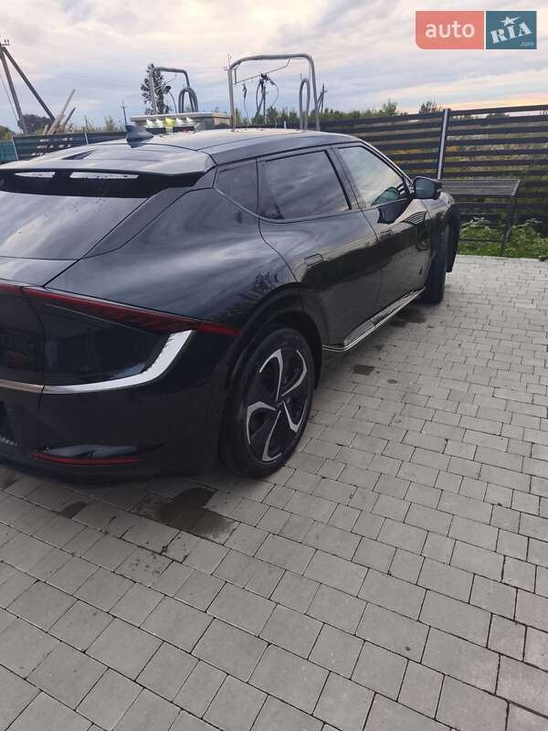 Внедорожник / Кроссовер Kia EV6 2022 в Отынии