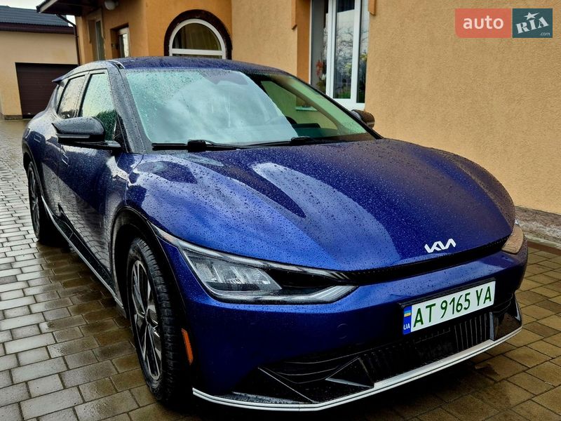 Легковые Kia EV6