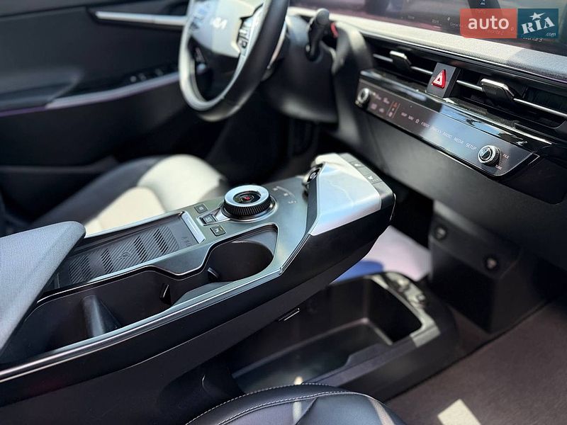 Внедорожник / Кроссовер Kia EV6 2023 в Львове фото 31 Внедорожник / Кроссовер Kia EV6 2023 в Львове