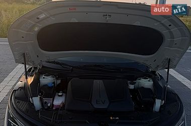 Внедорожник / Кроссовер Kia EV6 2023 в Львове