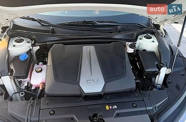 Внедорожник / Кроссовер Kia EV6 2023 в Львове