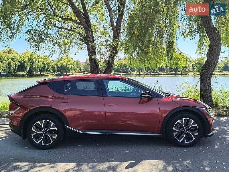 Внедорожник / Кроссовер Kia EV6 2023 в Ровно