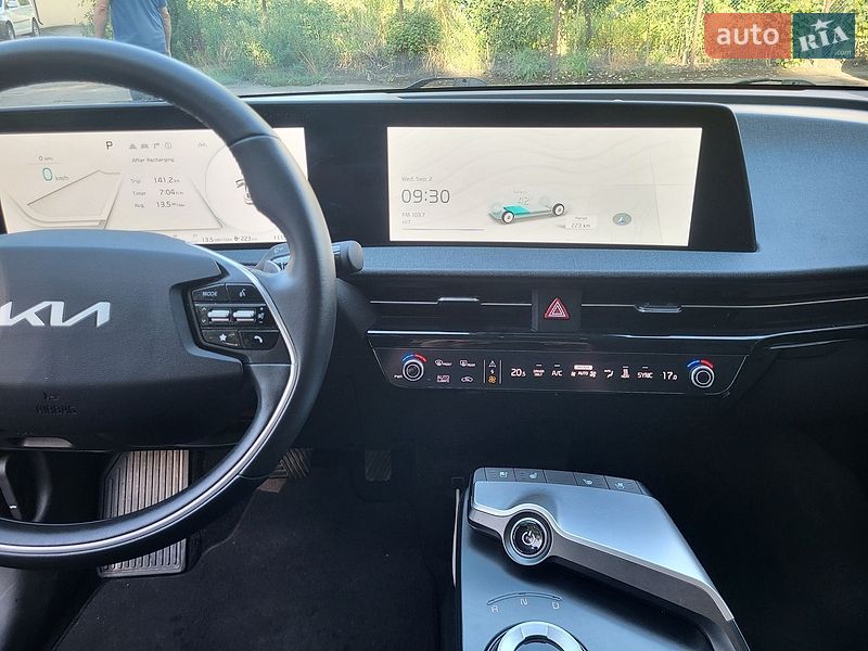 Позашляховик / Кросовер Kia EV6 2024 в Рівному