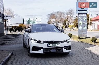 Kia EV6  2024