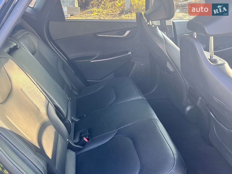 Внедорожник / Кроссовер Kia EV6 2023 в Киеве