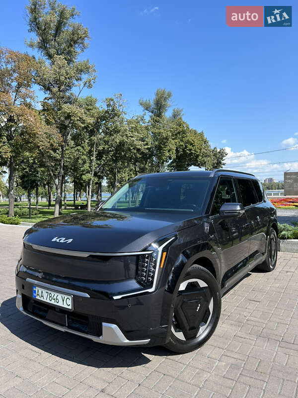 Позашляховик / Кросовер Kia EV9