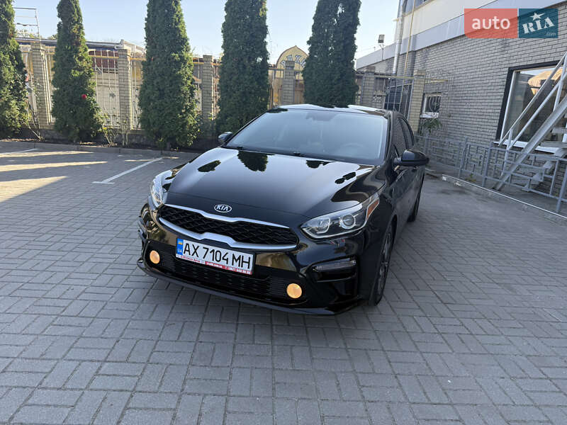 Седан Kia Forte