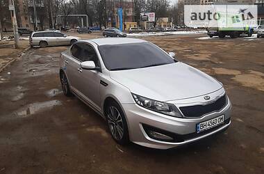 Kia K5  2011