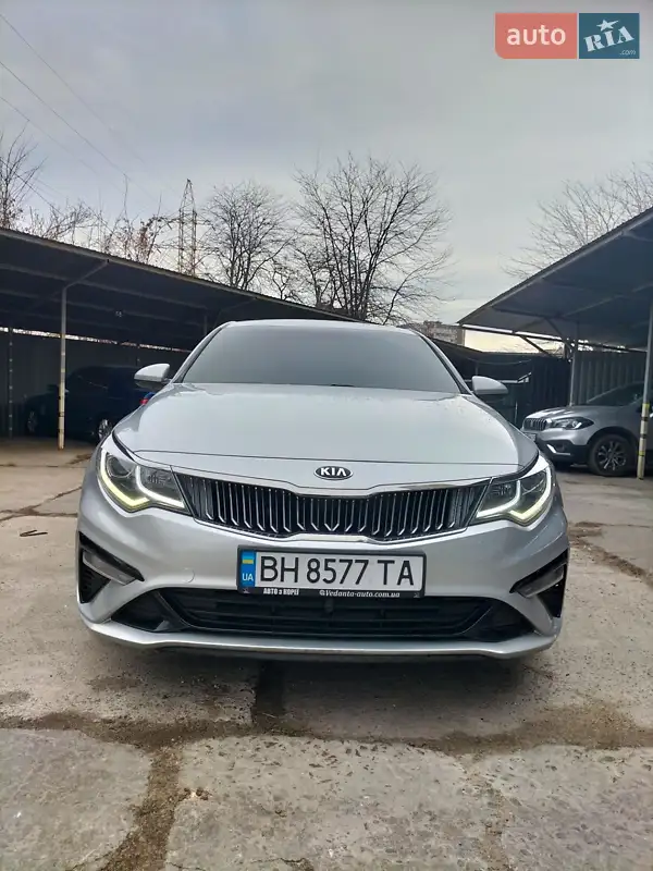 Kia K5