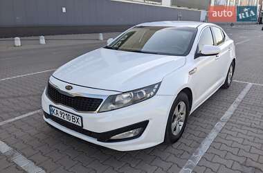 Kia K5  2010