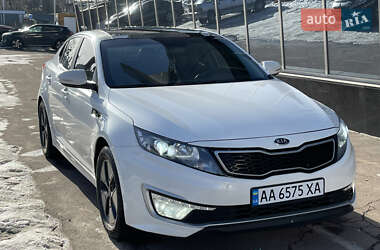 Kia K5  2011