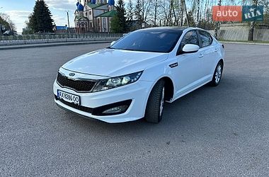 Kia K5  2011
