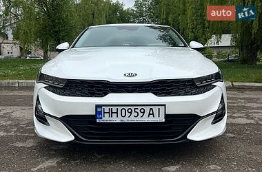Kia K5  2020