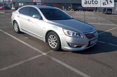 Kia K7  2011