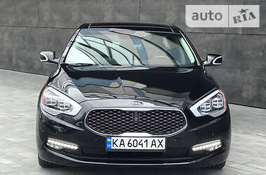 Kia K900  2015